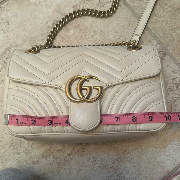 Gucci medium marmont bag - Picture 8 of 17